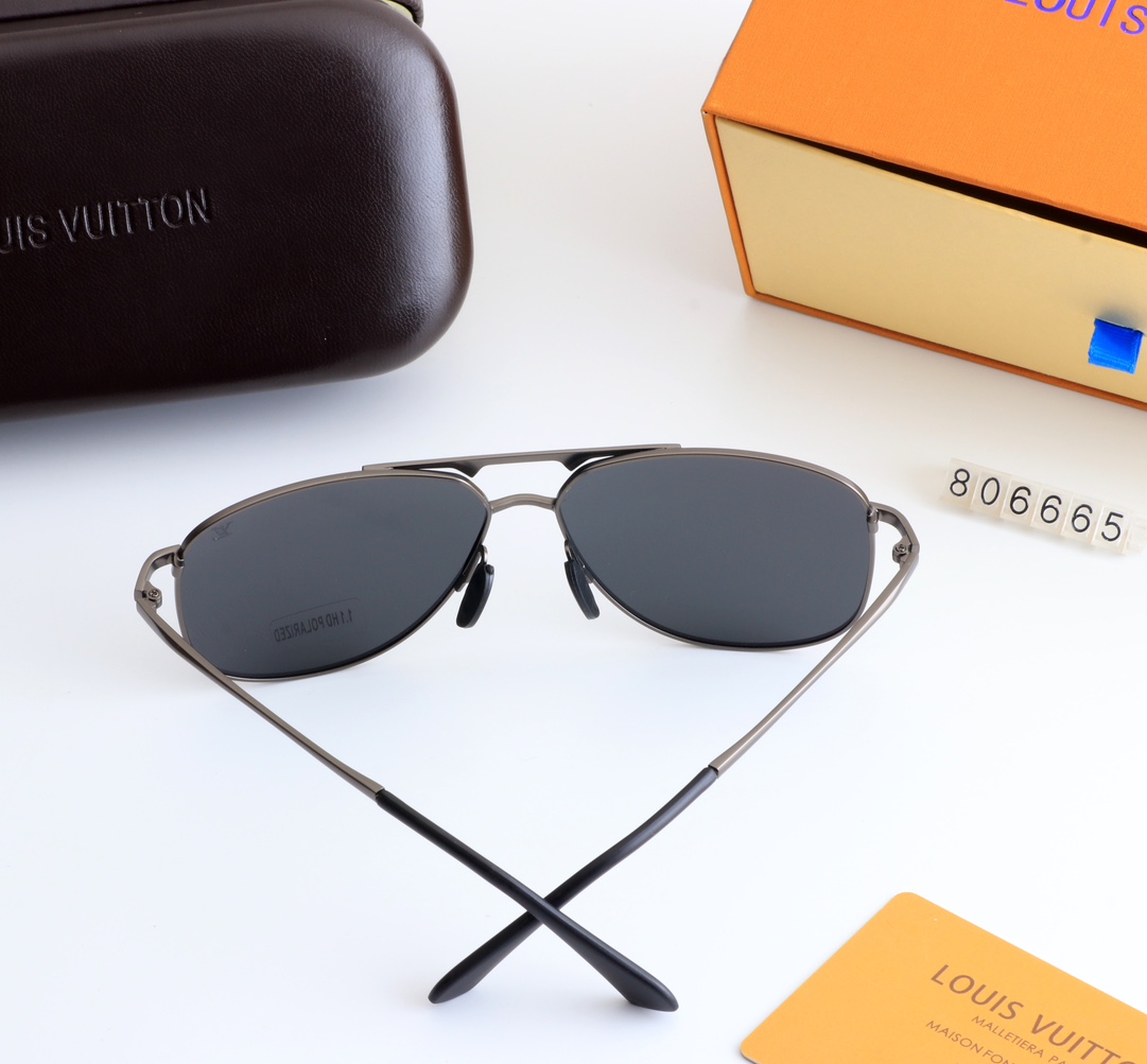 5-color fashionable LthtV sunglasses