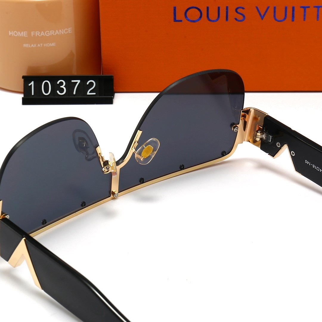 4-color fashionable LthtV sunglasses