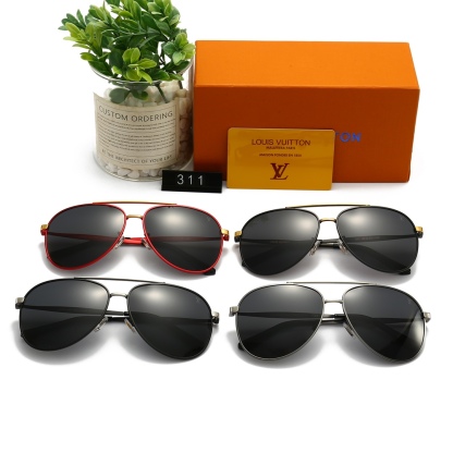 4-color fashionable LthtV sunglasses
