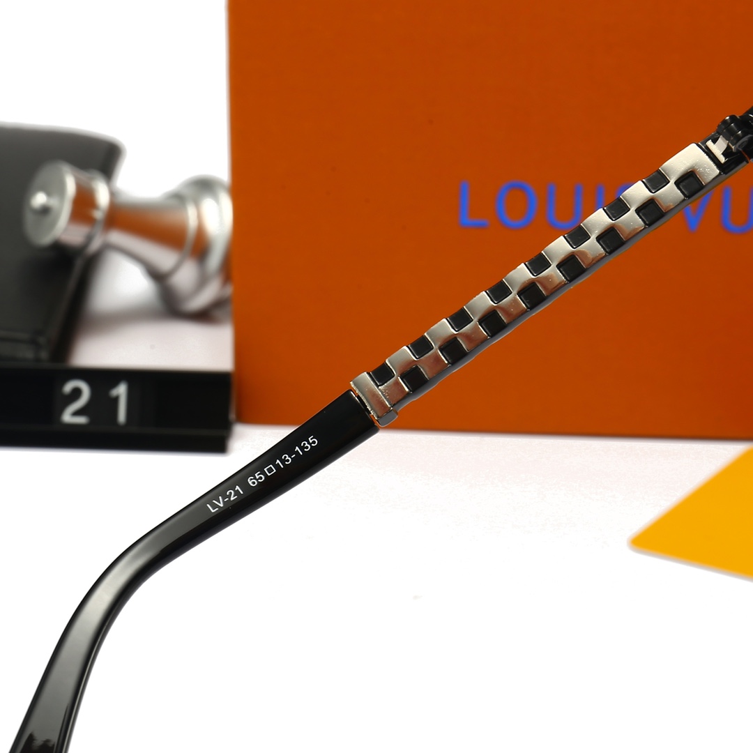 2-color fashionable LthtV sunglasses