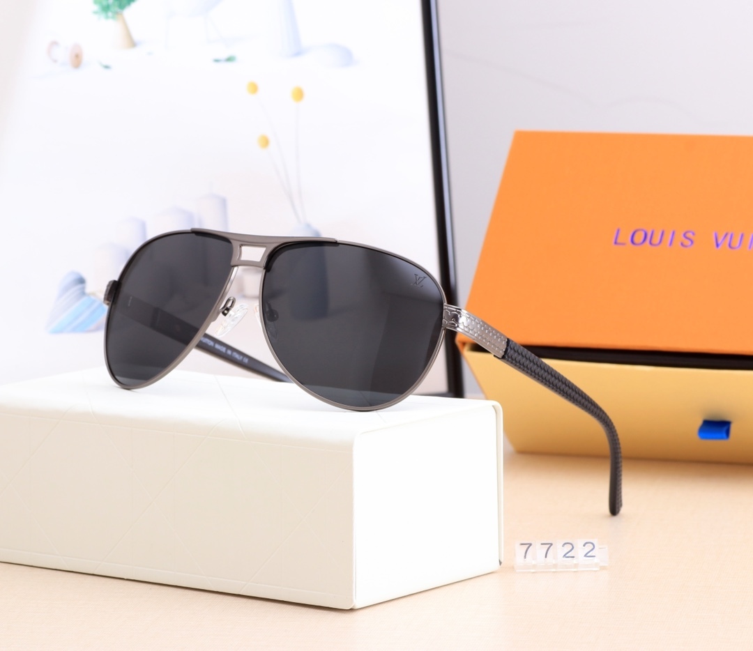 5-color fashionable LthtV sunglasses