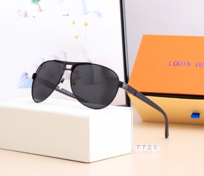 5-color fashionable LthtV sunglasses