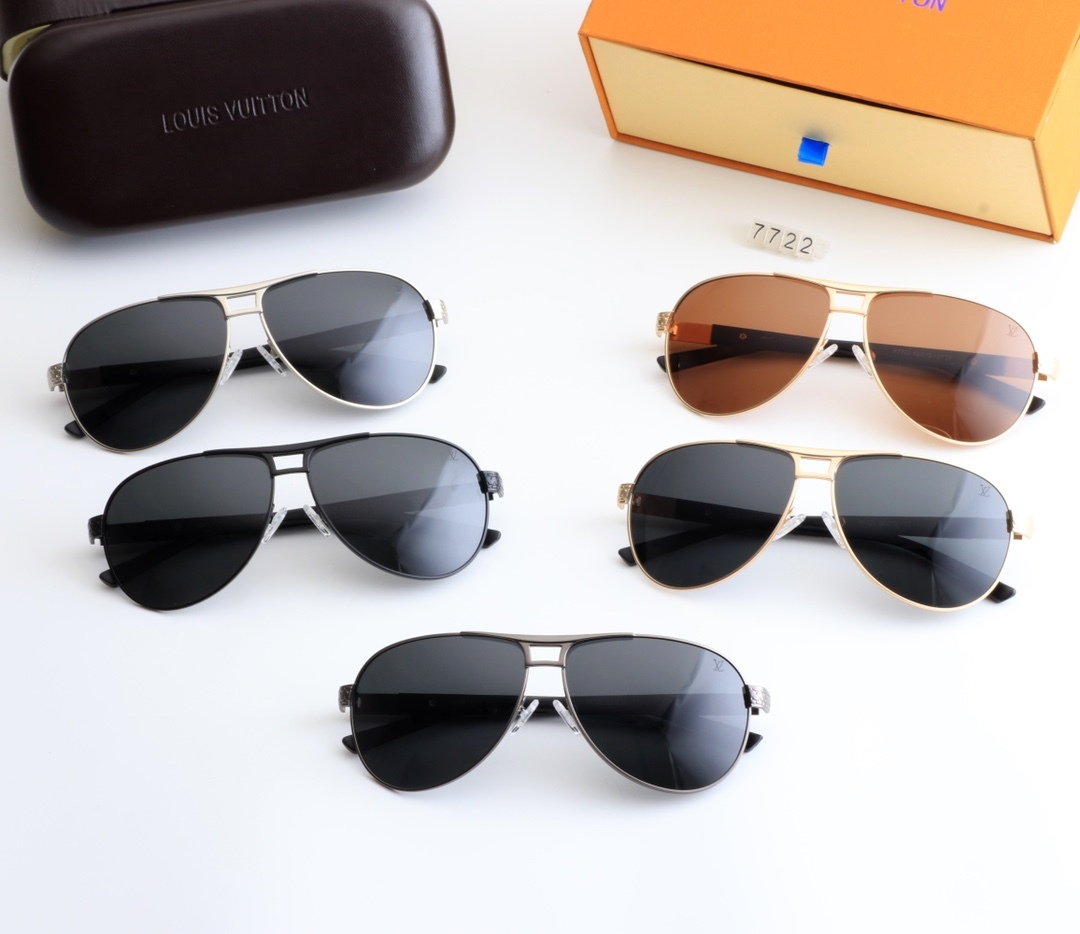 5-color fashionable LthtV sunglasses