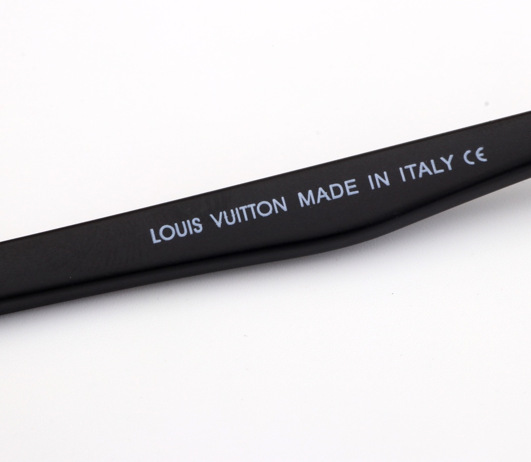 5-color fashionable LthtV sunglasses