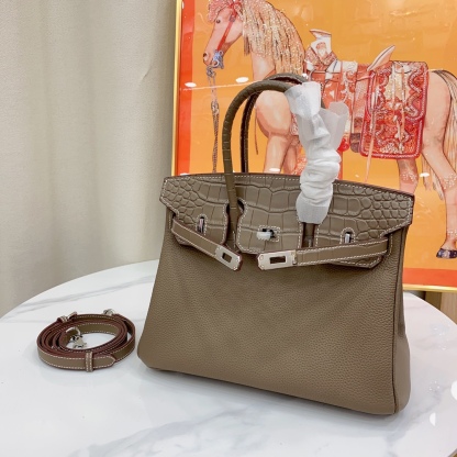 Herthtmes Togo Matte Alligator Birkin Touch 25/30 Gold