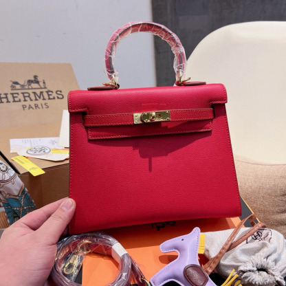 Kelly 25 Sellier Bag Gold Epsom Leather with Gold Hardware