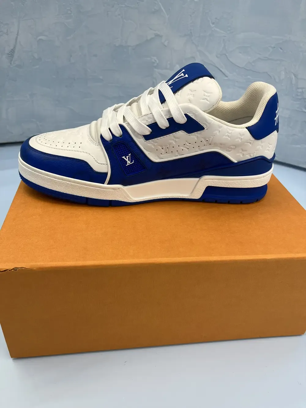 Lothtuis Vuithttton Men's Trainer Sneaker #54 Signature Blue White