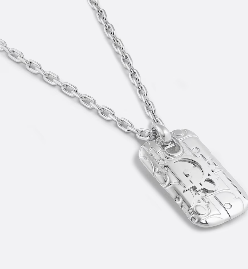 Oblique Plate Pendant Necklace