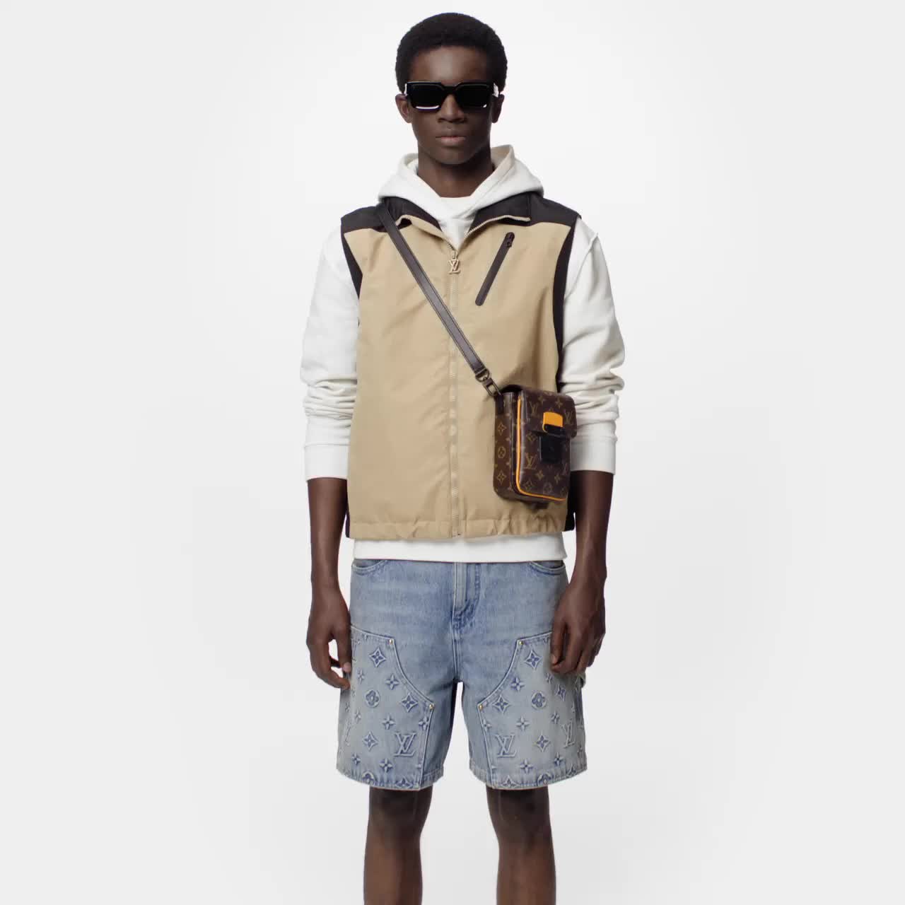 S-Lock Vertical wearable wallet