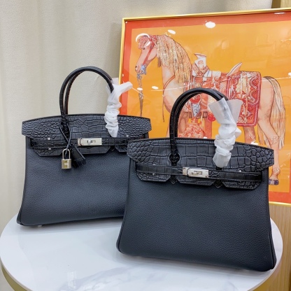 Herthtmes Togo Matte Alligator Birkin Touch 25/30 Gold