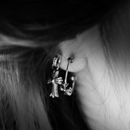 SKINNY BANGLE BABYFAT EARRING