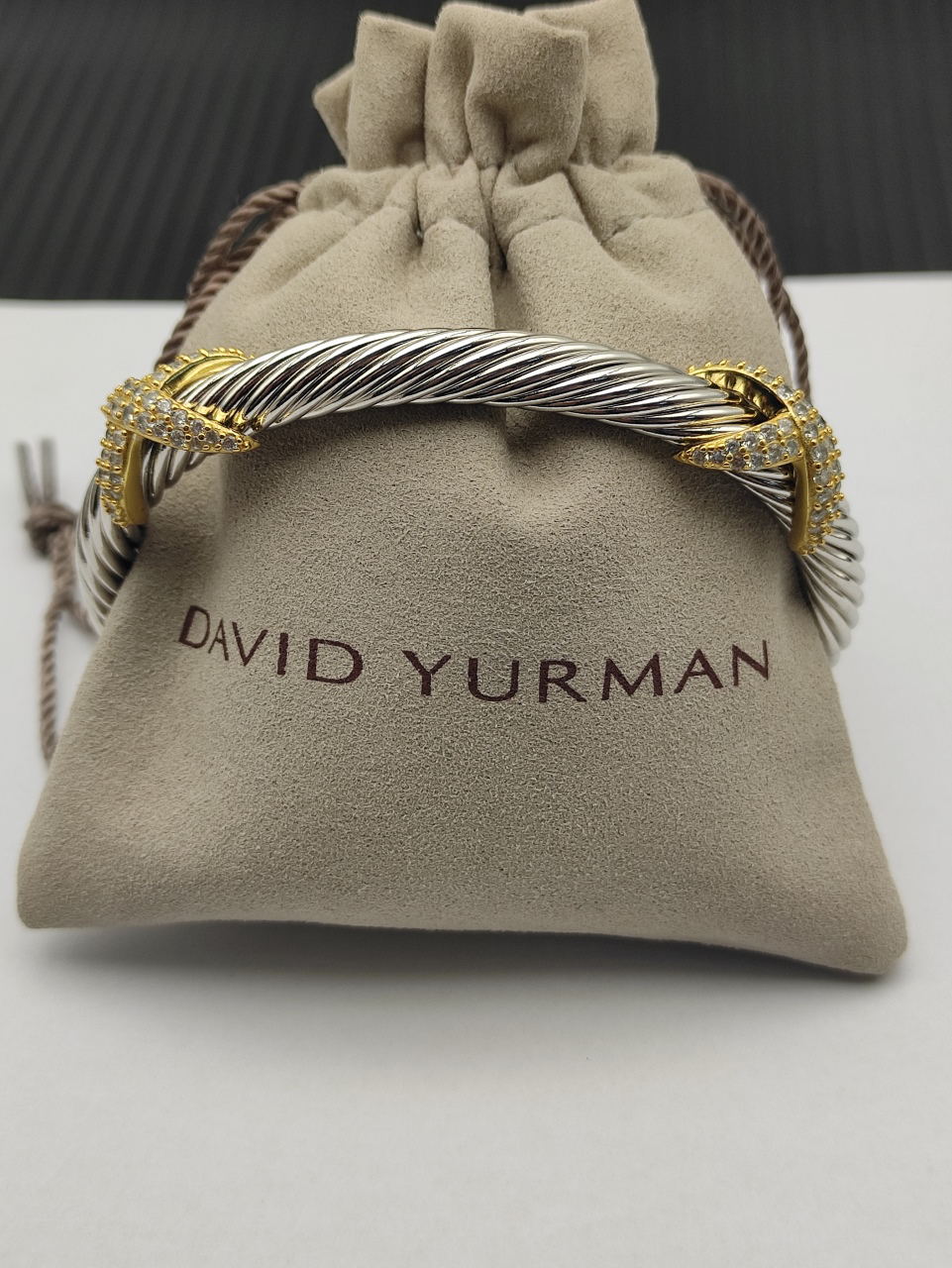 Cable Classic Bracelet with Pavé Diamond X in Two-Tone – Where Classic Meets Radiance,7mm