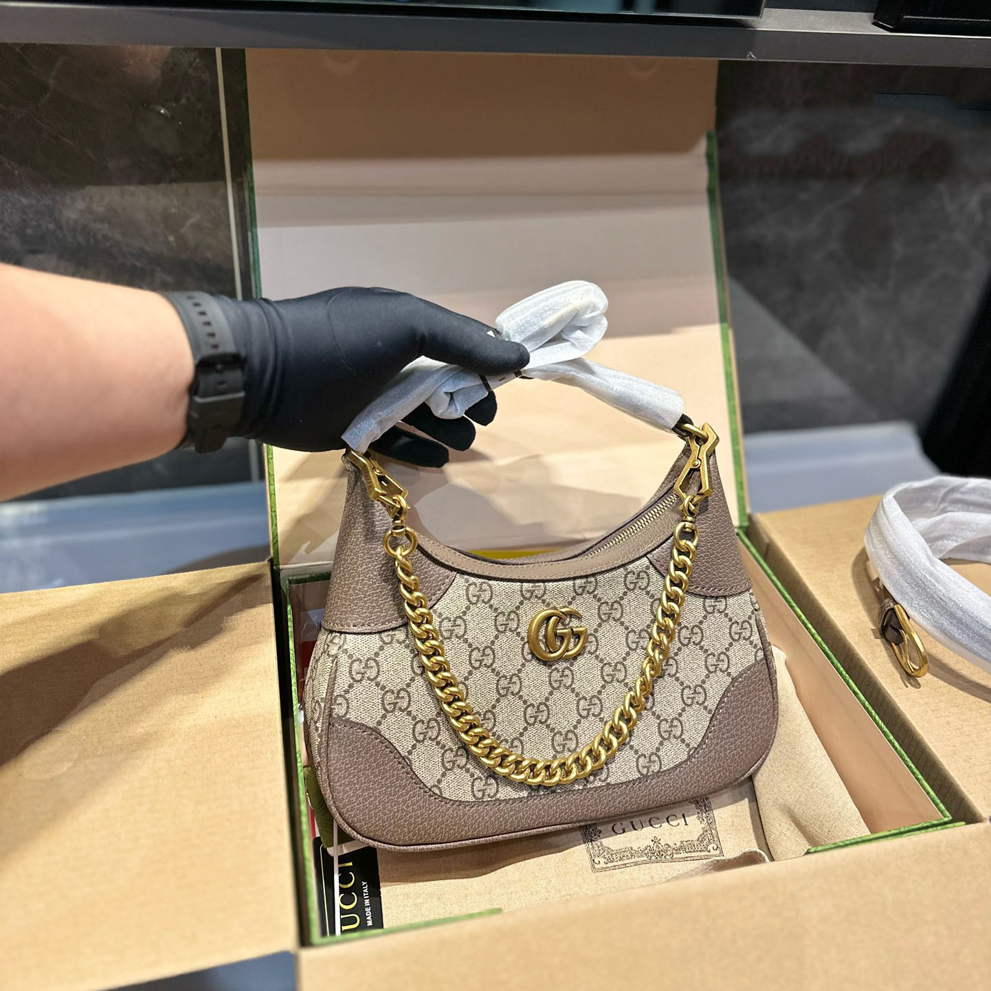 Aphrodite Small Chain Shoulder Bag