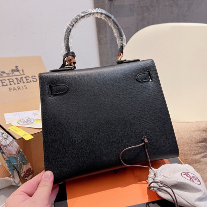 Kelly 28 Sellier Bag Gold Epsom Leather with Gold Hardware