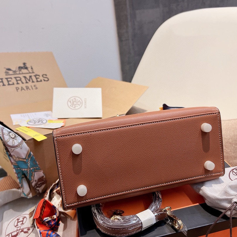 Kelly 25 Sellier Bag Gold Epsom Leather with Gold Hardware