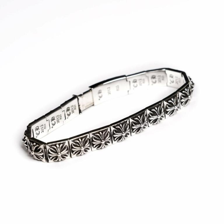 CH PLUS SQUARE PATTERN BRACELET