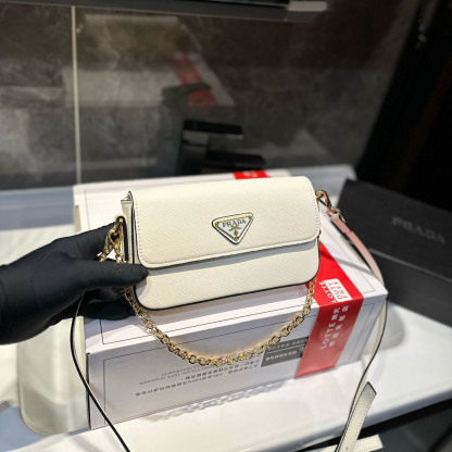 Emblème Saffiano shoulder bag