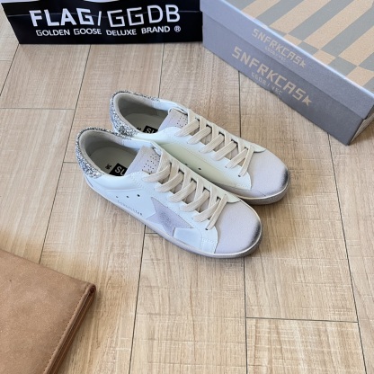 Super-Star with silver Swarovski crystal star and heel tab