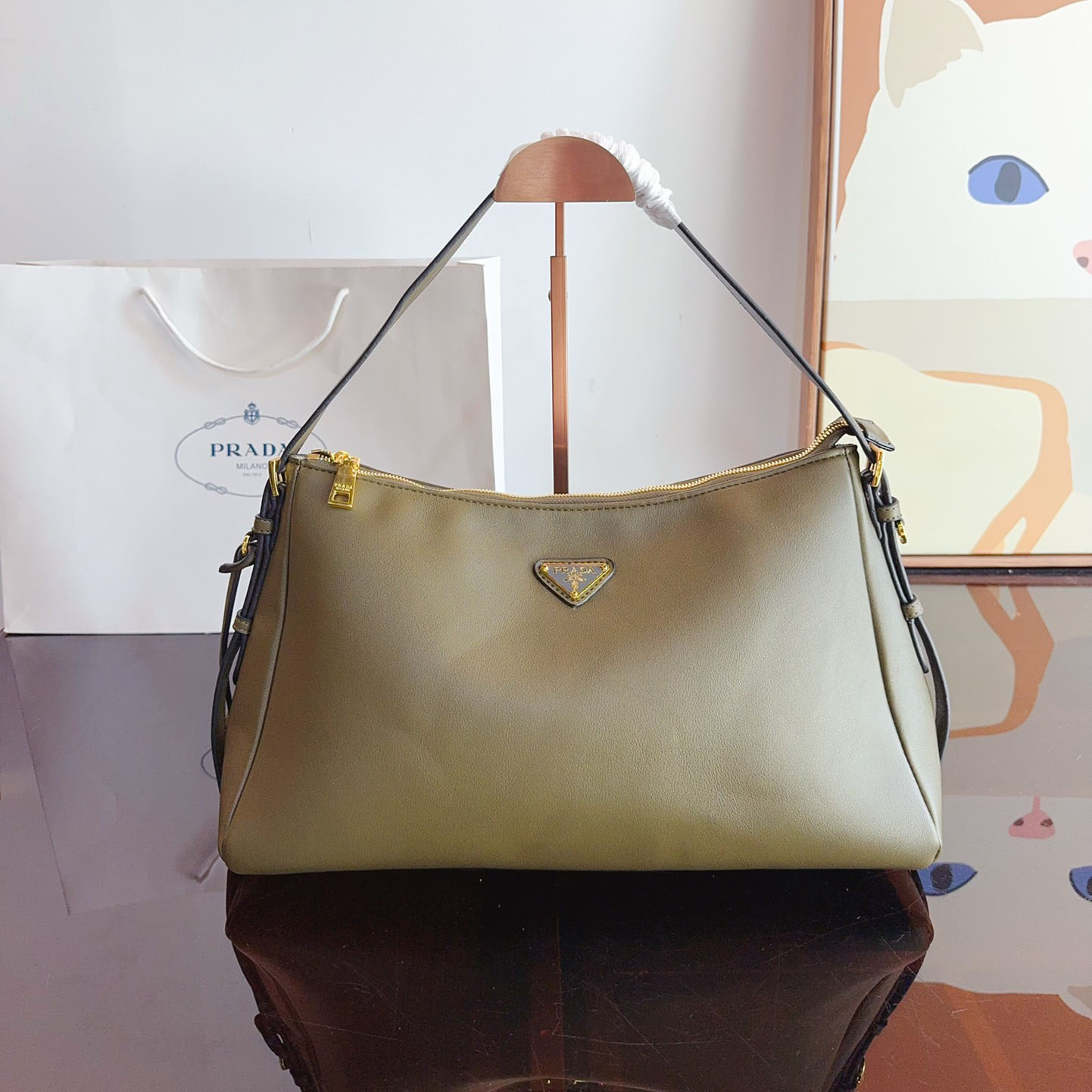 Aimée large leather shoulder bag