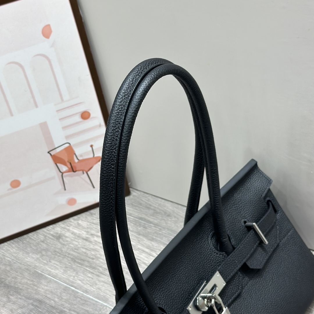 Herthtmes  Taurillon Clemence JPG Birkin  40