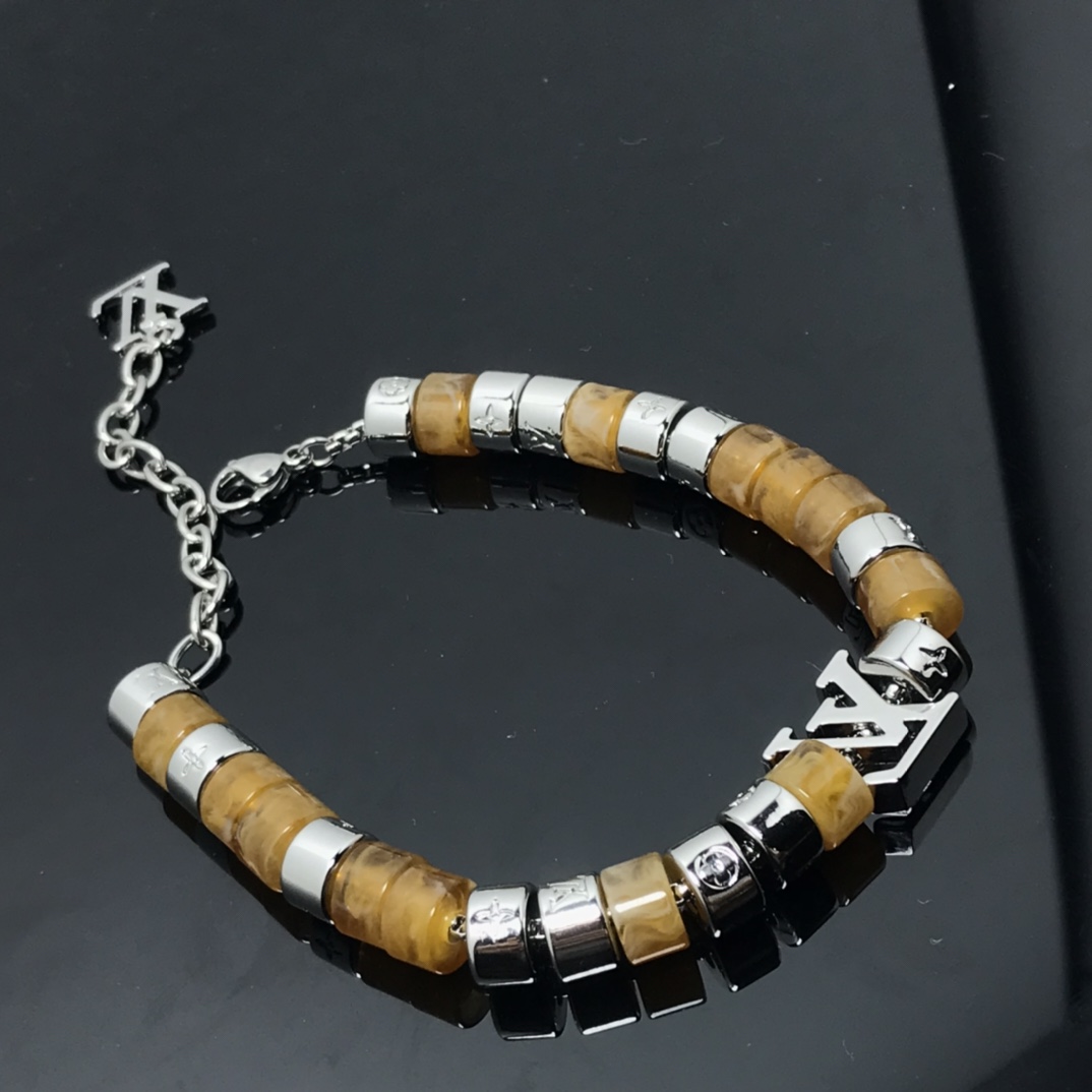 MONOGRAM CHAIN BRACELET