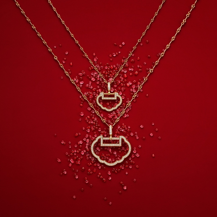 Small Yu Yi bracelet in 18K rose gold with diamonds