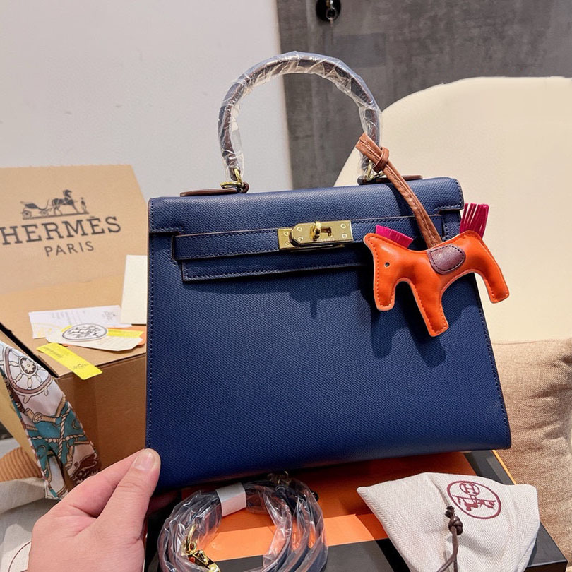 Kelly 28 Sellier Bag Gold Epsom Leather with Gold Hardware