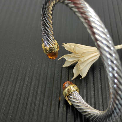 7mm Cable Bracelet with Champagne & Diamond Accents – Gold Cap