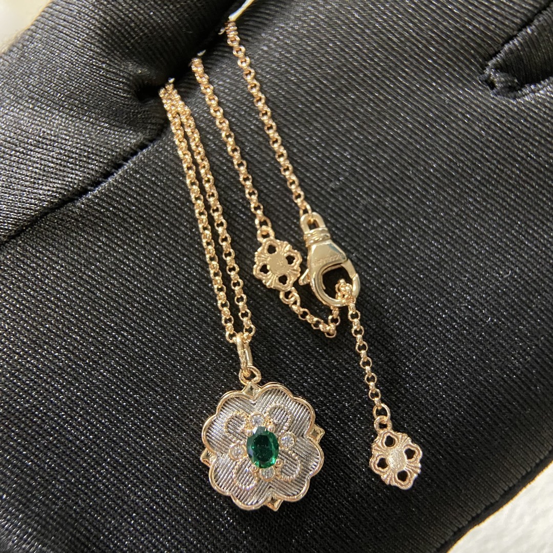 Buccthtellati-Inspired Flower Pendant Necklace