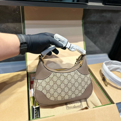 Aphrodite Small Chain Shoulder Bag