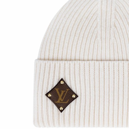 BEANIE White