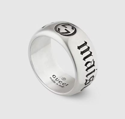 Wide 'maison de l'amour' ring