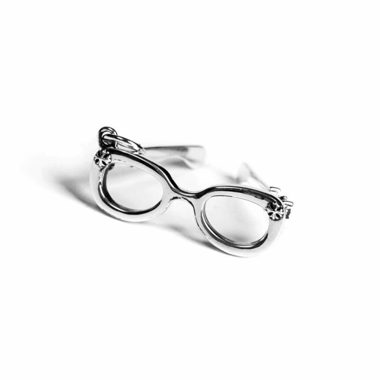 GLASSES PENDANT