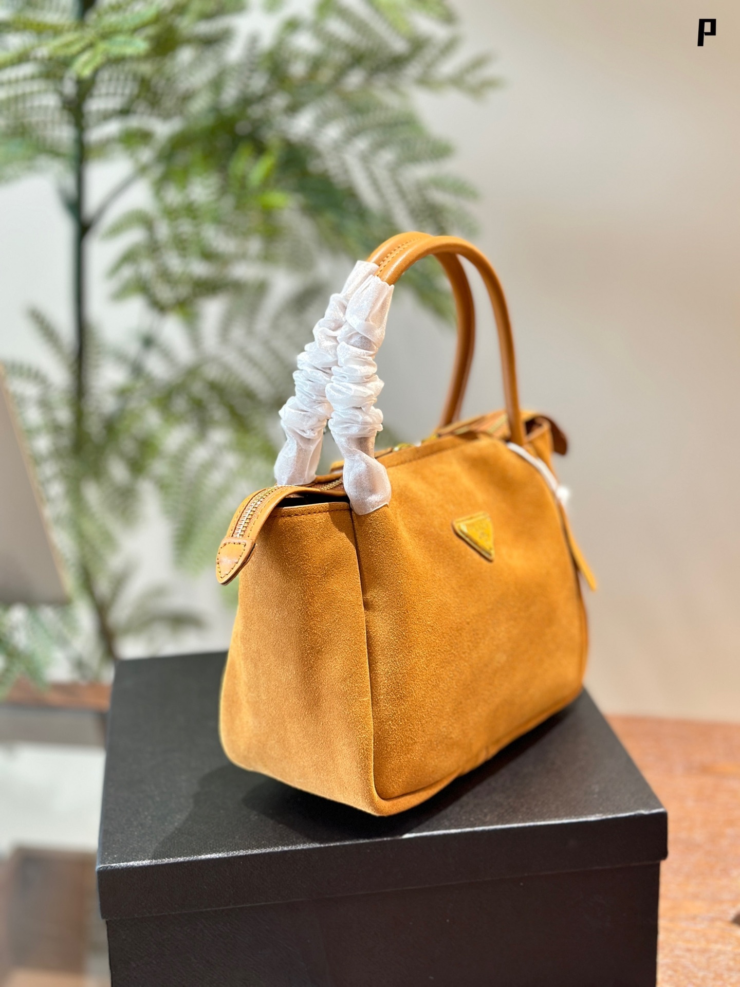 Medium suede shoulder bag