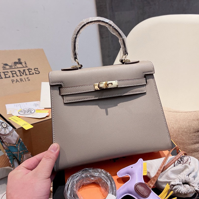 Kelly 25 Sellier Bag Gold Epsom Leather with Gold Hardware