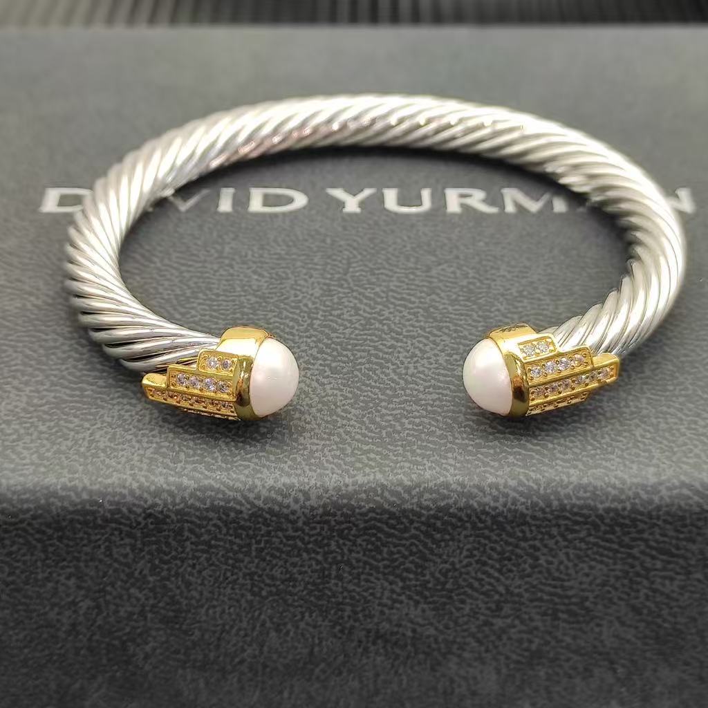 7mm Cable Bracelet with Pearls & Diamond Accents – Gold Cap