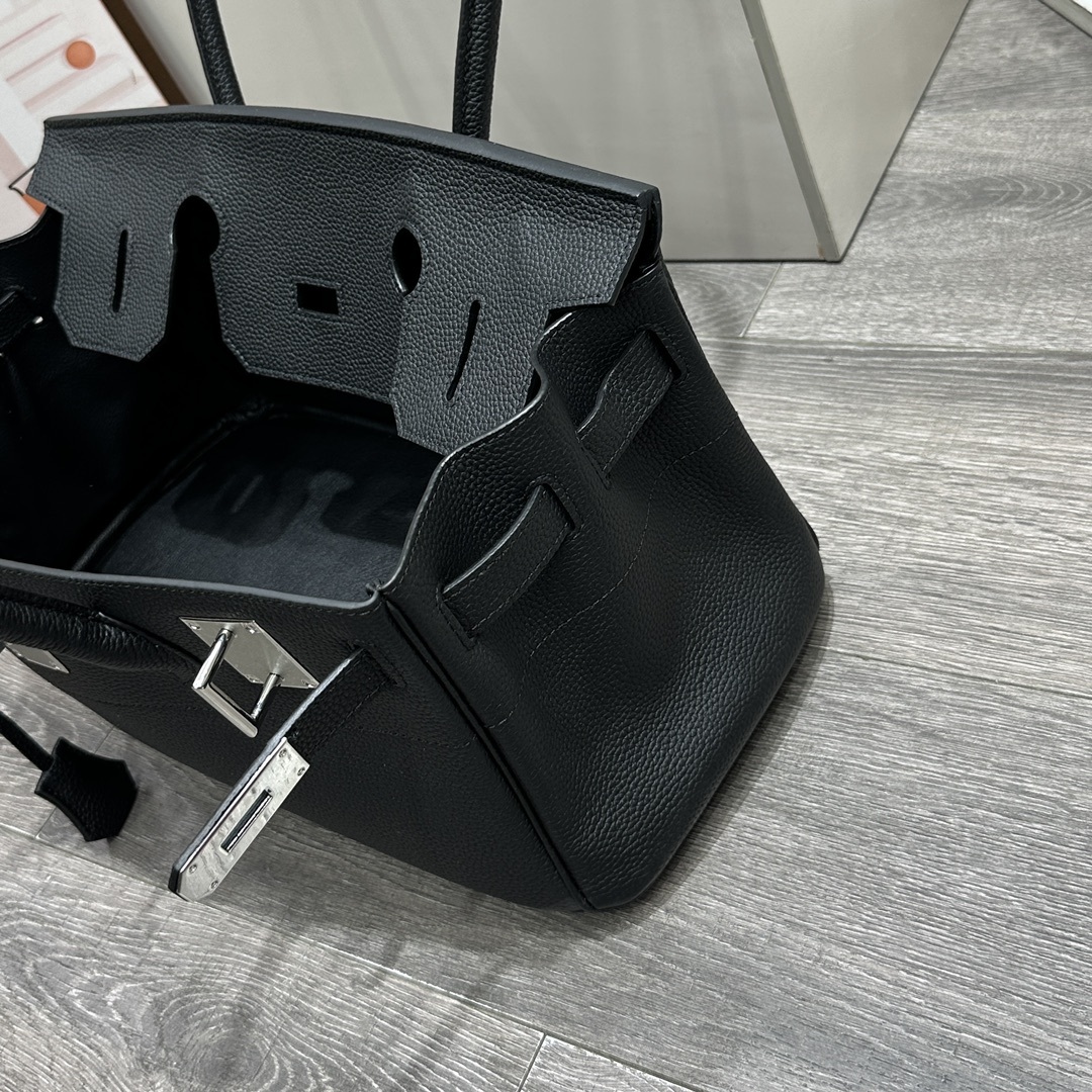 Herthtmes  Taurillon Clemence JPG Birkin  40