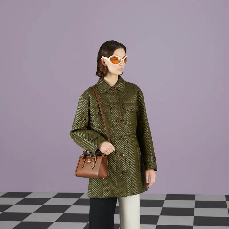 DIANA SMALL SHOULDER BAG