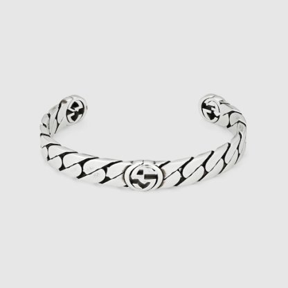 Wide Interlocking G bracelet
