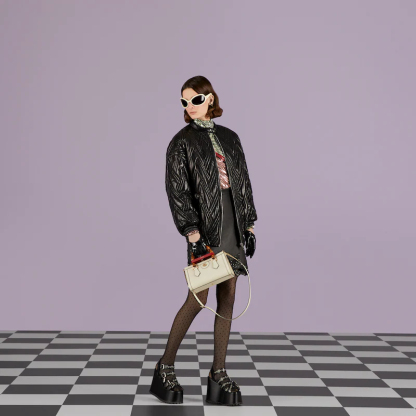 DIANA SMALL SHOULDER BAG