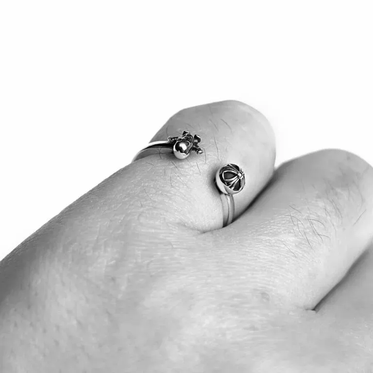 FOTI HARRIS TEETER CROSSBALL RING