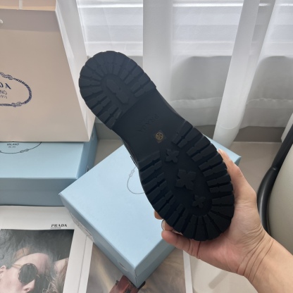 Monolith Lug Sole Loafer