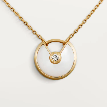 AMULETTE DE CARTIER NECKLACE
