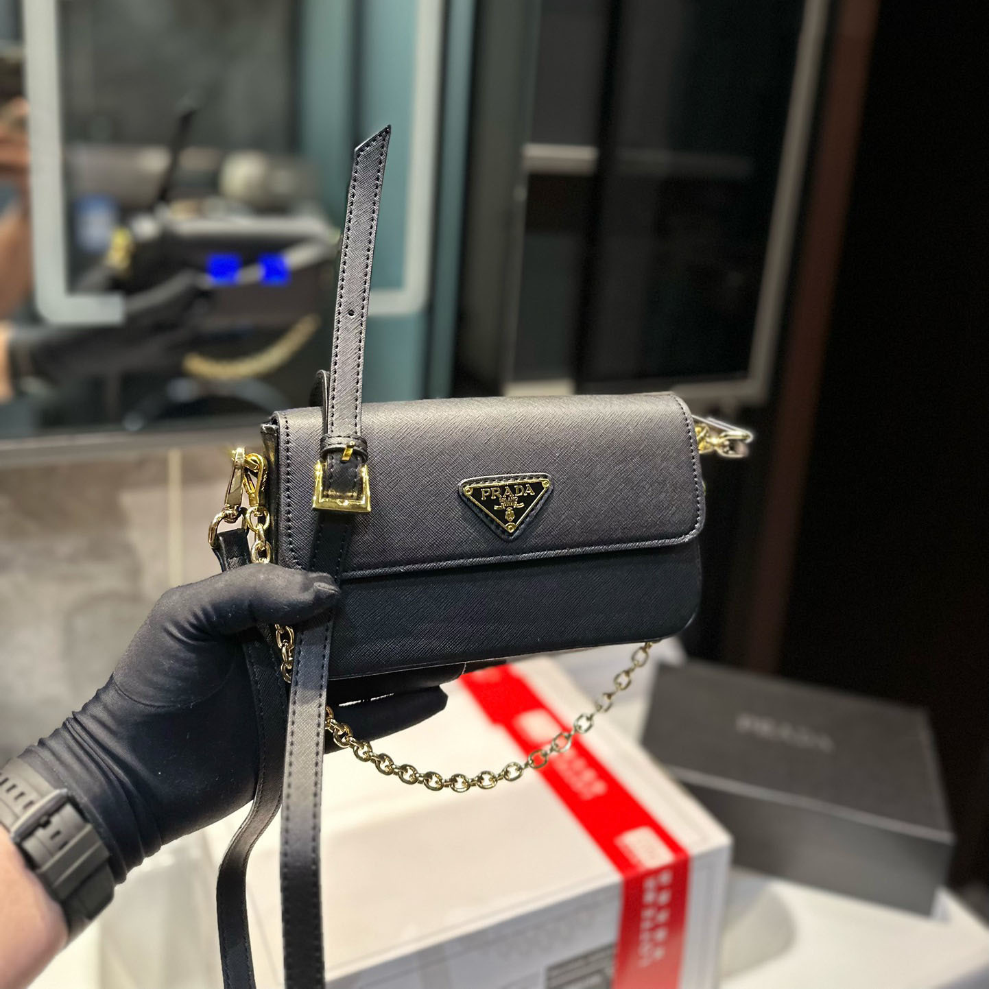 Emblème Saffiano shoulder bag