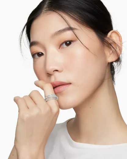 Pavé Crossover Ring 18K White Gold with Diamonds