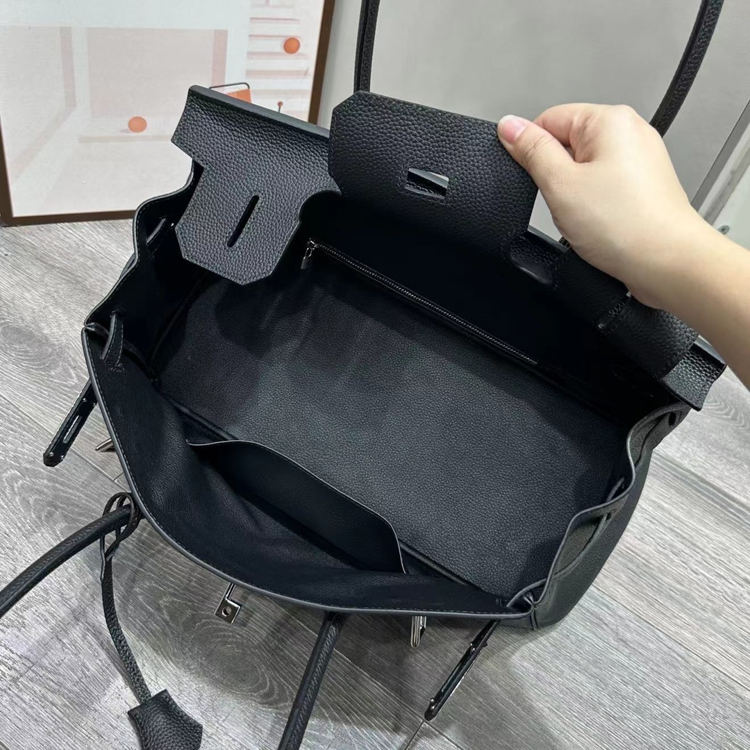 Herthtmes  Taurillon Clemence JPG Birkin  40