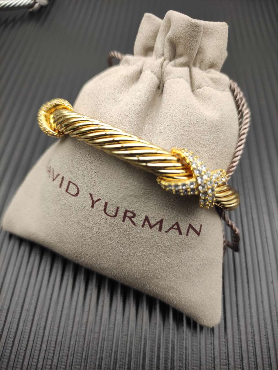 Dathtvid Yurthtman  Cable Cuff Bracelet,7mm