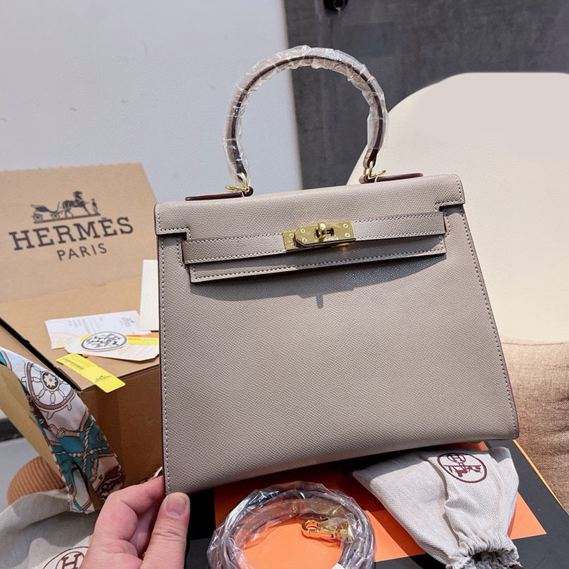 Kelly 28 Sellier Bag Gold Epsom Leather with Gold Hardware