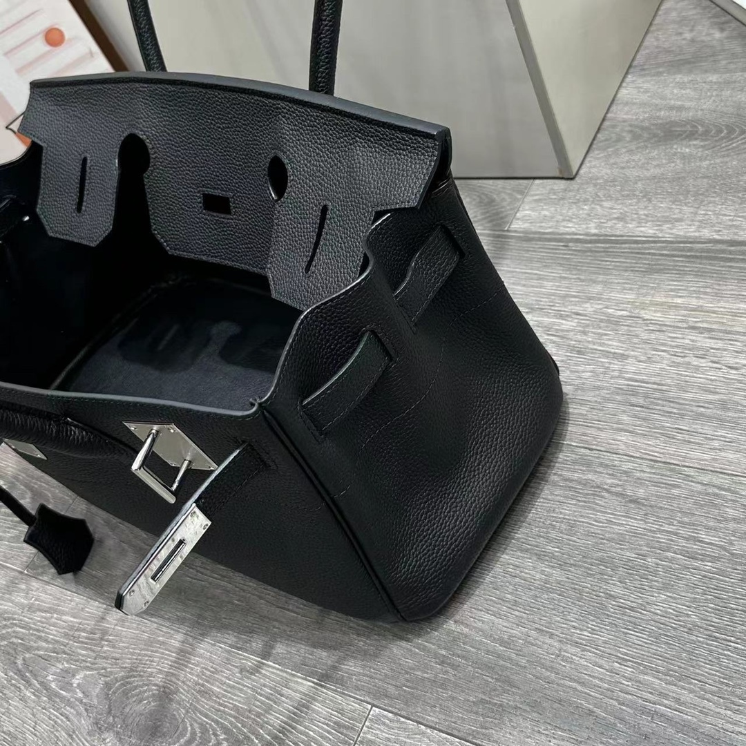 Herthtmes  Taurillon Clemence JPG Birkin  40