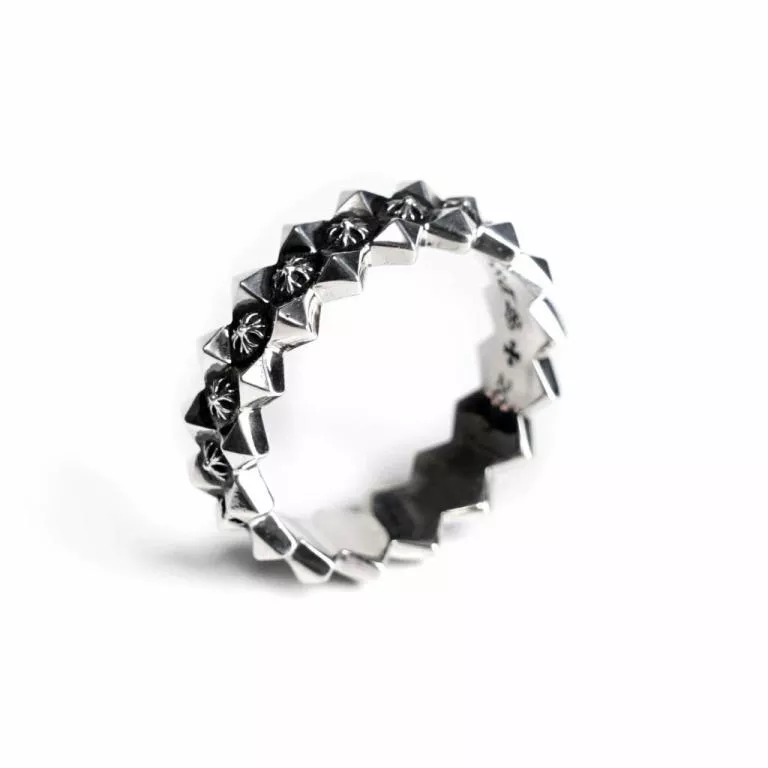 CH PLUS RAGGED EDGE RING